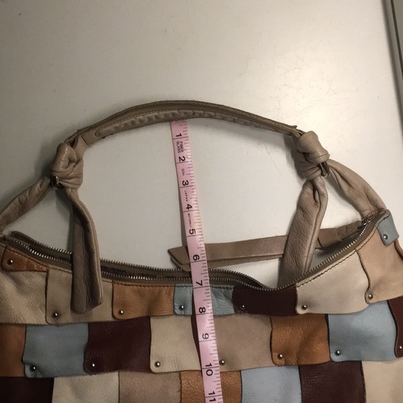 - B. Makowsky Vintage Leather Patchwork Large Bag. P/A1021/ - Picture 14 of 14